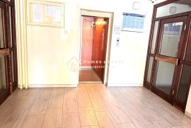 Zagreb,Gornja Dubrava,2-soban stan 40m2 na 3katu zgrade s liftom, Zagreb, Daire