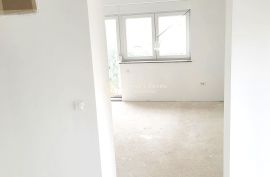 Posedarje,novi 2-soban apartman na 1katu(A4)35m2 s vrtom i parkingom, Posedarje, Appartement