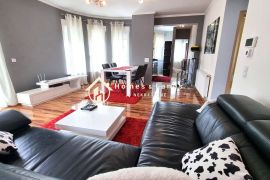 Zagreb,Rudeš 4-soban stan 81m2+parking+mali vrt u visokom prizemlju, Zagreb, Appartement