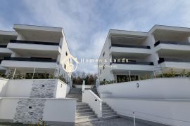 Malinska,otok Krk 2-etazni ap(S2)ukupne korisne površine 229 m2, Malinska-Dubašnica, Flat