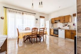 Trogir, stan za smještaj radnika blizu centra grada, Trogir, Appartement