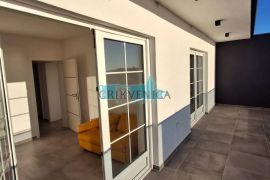 CRIKVENICA - NOVOGRADNJA S POGLEDOM NA MORE!, Crikvenica, Appartement