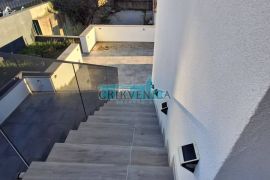 CRIKVENICA - NOVOGRADNJA S POGLEDOM NA MORE!, Crikvenica, Appartement