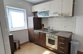 Stan Prodaje se 3-sobni stan u mirnom dijelu Novigrada, Novigrad, Appartement