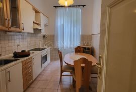 VOLOSKO, PREKRASAN STAN U VILI 50M OD MORA, RIJETKOST U PONUDI, Opatija, Appartment