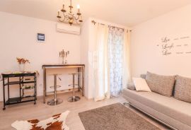 Istra,Novigrad, okolica stan s prostranim balkonom!, Novigrad, Appartement