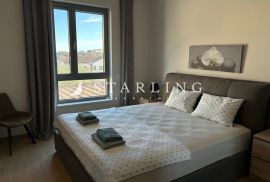 NAJAM, STAN, GREGOVICA, 115 m2, Pula, Apartamento