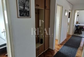 TURNIĆ-ODLIČAN STAN ZA ŽIVOT ILI INVESTICIJU, 54 m2,3SKL, Rijeka, Appartement