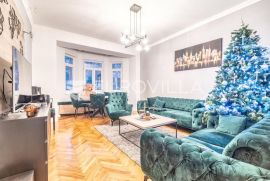 Zagreb, Kvaternikov trg, prekrasan trosoban stan sa natkrivenim parkingom, 71 m2, Zagreb, Apartamento