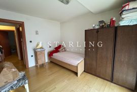 KUĆA, PRODAJA, ZAGREB, REMETE, 300 m2 + 245 m2 OKUĆNICE, 8-sobna, Zagreb, Famiglia