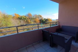 Pobri - 3 sobni stan, balkon, velika terasa i 2 parkirna mjesta, Opatija - Okolica, Appartment