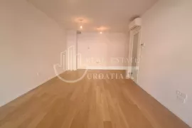 Prodaja, Trešnjevka, ekskluzivan dvosoban stan sa GPM, lođom i spremištem, Zagreb, Apartamento