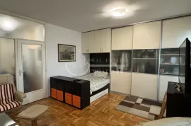 Prodaja, Trešnjevka jednosoban stan sa spremištem 53m2, Zagreb, Apartamento