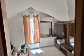 STAN U ROVINJU , na 300 m od mora, POVOLJNA PRODAJA ZA RENOVACIJU, Rovinj, Daire