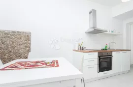 ROVINJ centar, prekrasna renovirana kuća, Rovinj, Kuća