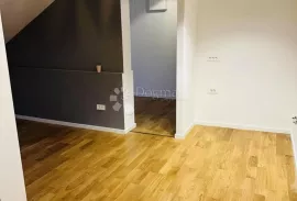 ODLIČAN STAN U HATZOVOJ, Zagreb, Flat