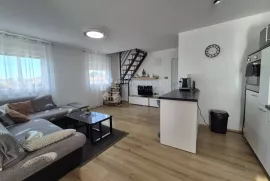 Osunčan stan s pogledom na Brijune, Vodnjan, Appartement