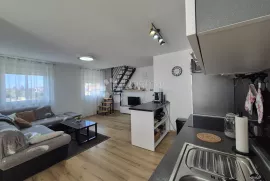 Osunčan stan s pogledom na Brijune, Vodnjan, Appartement