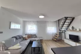 Osunčan stan s pogledom na Brijune, Vodnjan, Appartement