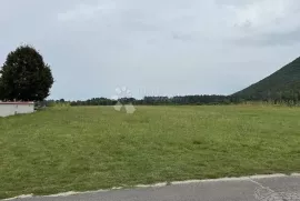 Zemljište u okolici Gospića (Debelo Brdo) površine 14077 m2, Gospić - Okolica, Terrain