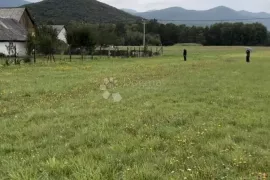 Zemljište u okolici Gospića (Debelo Brdo) površine 14077 m2, Gospić - Okolica, Land