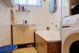 Prilika - udoban stan za ugodan život - prilika!, Pula, Appartement