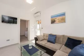 Villa 100m od mora, Privlaka, Σπίτι