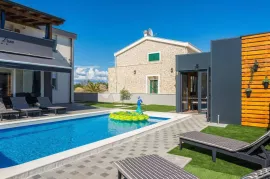 Villa 100m od mora, Privlaka, Σπίτι