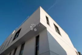 Raskošan penthaus s bazenom, 100 m od mora, Zadar - Okolica, Apartamento