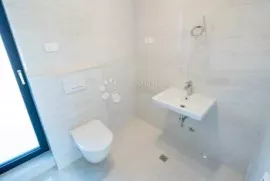 Ekskluzivan duplex s bazenom, 100 m od mora, Zadar - Okolica, Appartamento