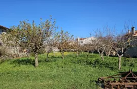 Ekskluzivno!! Gospodarska zgrada i građevinsko zemljiište, Vodnjan, Terrain