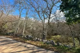 Odlično građevinsko zemljište u okolici Malinske, Malinska-Dubašnica, Tierra