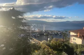 Prodaje se luksuzan stan sa panoramskim pogledom na more!, Rijeka, Stan