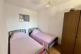 PRILIKA!! Apartman sa pogledom na more, Novi Vinodolski, Apartamento