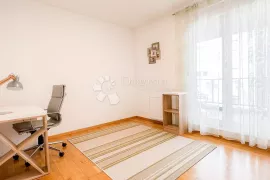 DARWINOVA, ČETVEROSOBAN STAN SA 2 GPM, Zagreb, Flat