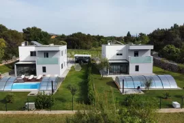 ŠIBENIK/DUBRAVA- LUKSUZNA VILLA U PRIRODI - PRILIKA!!!, Šibenik - Okolica, House