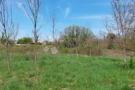 Prodaja zemljišta kombinirane namjene Marčana, Marčana, Terreno