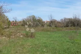 Prodaja zemljišta kombinirane namjene Marčana, Marčana, Terreno