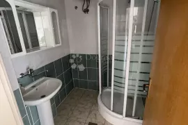 Stan u Vodicama u blizini mora, Vodice, Apartamento