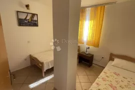 Stan u Vodicama u blizini mora, Vodice, Apartamento