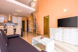 Atraktivan apartman za najam 200 m od mora!, Kostrena, Διαμέρισμα