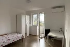 Donja Vežica-35m2,2skl balkon ,adaptiran, Rijeka, Appartamento