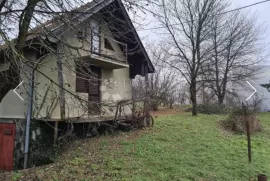 VIKEND KUĆICA-PRILIKA ZA INVESTITORE, Virje, House