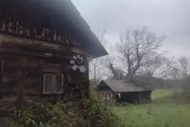 Hrastova drvena kuća, struja, bunar, Gvozd, Haus