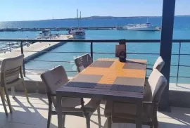 Mediteranska kuća uz more, Privlaka, Σπίτι