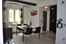 Rovinj, Istra – Elegantan 2SS+DB stan u blizini centra i mora, Rovinj, Wohnung