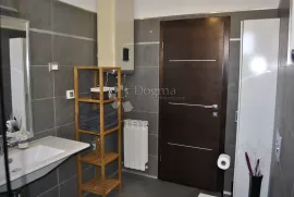 Rovinj, Istra – Elegantan 2SS+DB stan u blizini centra i mora, Rovinj, Wohnung