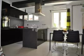 Rovinj, Istra – Elegantan 2SS+DB stan u blizini centra i mora, Rovinj, Wohnung