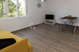 CRIKVENICA dva stana na super lokaciji!, Crikvenica, Wohnung