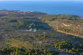 POLJOPRIVREDNO ZEMLJIŠTE S POGLEDOM NA SUPETAR, BRAČ, Supetar, Terreno